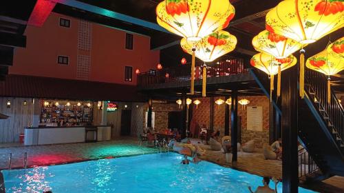 Swimming pool, Riverside Hoi An, Dolphins Hostel in Minh An Swimming pool, Riverside Hoi An, Dolphins Hostel in Minh An