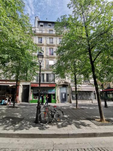 Charming artist studio in Le Marais in Paris Charming artist studio in Le Marais in Paris