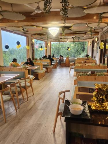 Crimson inn by Senderos De Pine in Larankelo Crimson inn by Senderos De Pine in Larankelo