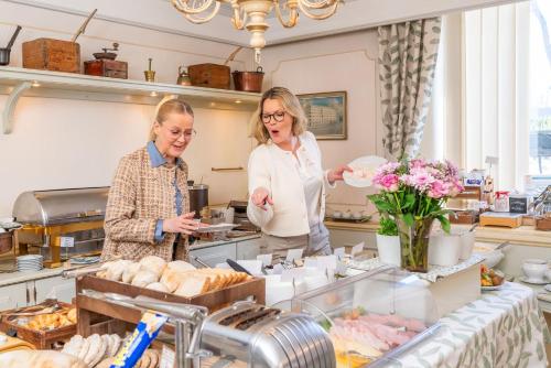 Food and beverages, Hotel Astor in Vaasa Food and beverages, Hotel Astor in Vaasa