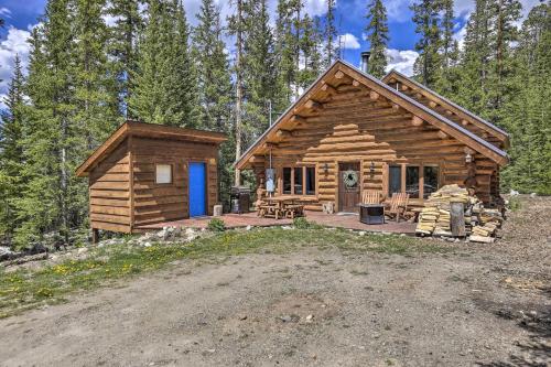 8 Mi to Gondola Cozy Breckenridge Cabin with Deck! in Blue River 8 Mi to Gondola Cozy Breckenridge Cabin with Deck! in Blue River