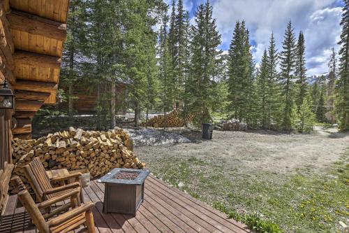 8 Mi to Gondola Cozy Breckenridge Cabin with Deck! in Blue River 8 Mi to Gondola Cozy Breckenridge Cabin with Deck! in Blue River