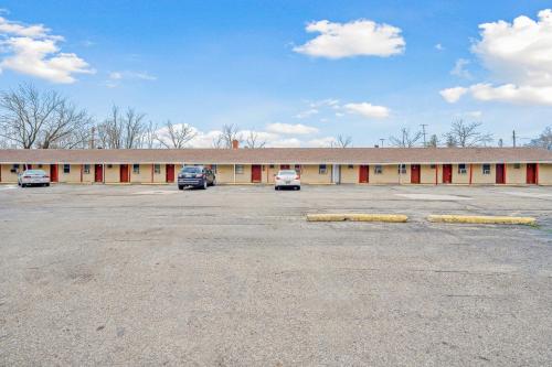 Flint Motel by OYO MI Near I-475 in Flint Flint Motel by OYO MI Near I-475 in Flint