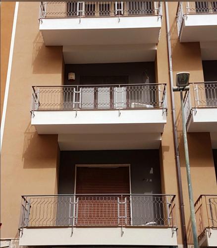Balcony/terrace, B&B Bixio 34 in Reggio Calabria Balcony/terrace, B&B Bixio 34 in Reggio Calabria