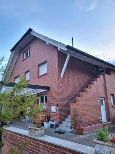 A szálláshely kívülről, Herzstück in Reilingen 100m2 Ferienwohnung (Herzstuck in Reilingen 100m2 Ferienwohnung) in Reilingen A szálláshely kívülről, Herzstück in Reilingen 100m2 Ferienwohnung (Herzstuck in Reilingen 100m2 Ferienwohnung) in Reilingen
