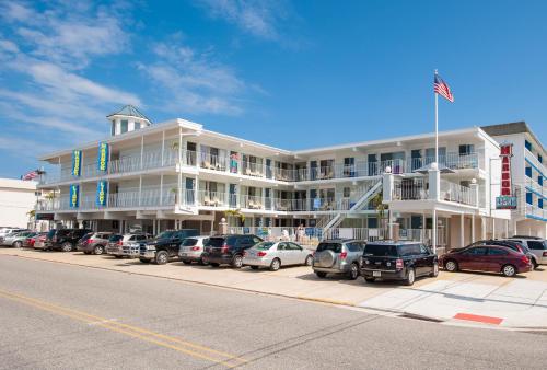 Harbor Light Family Resort Hotel