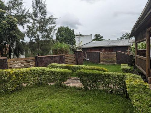 Casa Gorilla Lodge & Campsite in Kisoro Casa Gorilla Lodge & Campsite in Kisoro