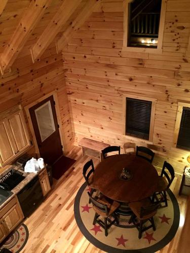 Spectacular Log Cabin Rental near High Bridge Trail State Park in Farmville, Virginia in Farmville (VA) Spectacular Log Cabin Rental near High Bridge Trail State Park in Farmville, Virginia in Farmville (VA)