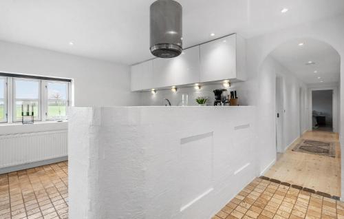 Konyha, Cozy Home In Asaa With Wifi in Voersa Konyha, Cozy Home In Asaa With Wifi in Voersa