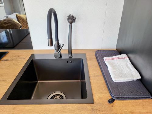 Kitchen, Soltun -A cozy modern cabin in Klettaholt by the Golden Circle in Reykholt Kitchen, Soltun -A cozy modern cabin in Klettaholt by the Golden Circle in Reykholt