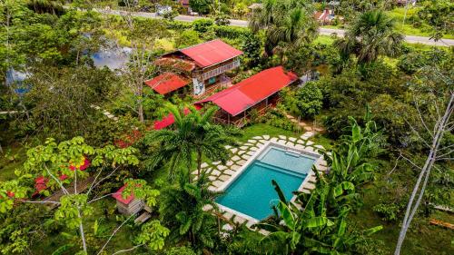 PuraChata ecolodge in Iquitos PuraChata ecolodge in Iquitos