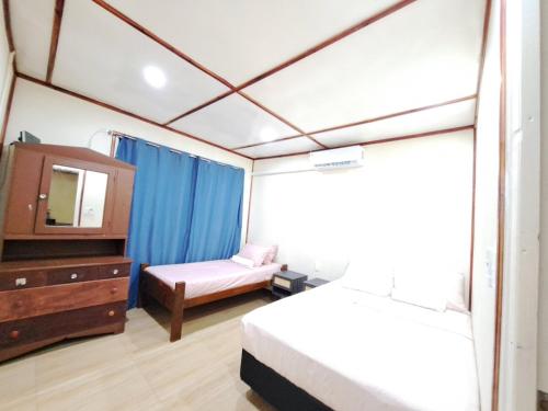 Big Family Space - 3 AC Bedrooms in Vaitele Big Family Space - 3 AC Bedrooms in Vaitele