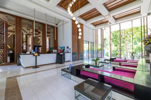 Lobby, Phuket Moonlit Bay Seaview Resort&Spa in Koh Sirey Lobby, Phuket Moonlit Bay Seaview Resort&Spa in Koh Sirey