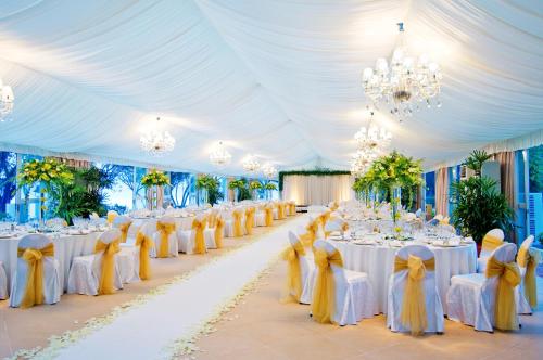 Banquet hall, Grand Coloane Resort near Hac Sa (Black Sand) Beach Banquet hall, Grand Coloane Resort near Hac Sa (Black Sand) Beach