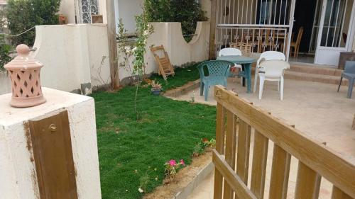 מרפסת, Peace and Love Chalet , Laguna view Ras Sedr in Ras Sedr מרפסת, Peace and Love Chalet , Laguna view Ras Sedr in Ras Sedr