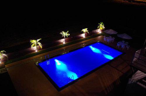 Swimming pool, Resort in青の洞窟 in Yonehara Beach Swimming pool, Resort in青の洞窟 in Yonehara Beach