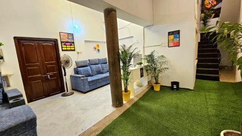 Előcsarnok, Elephant House Boutique Stays- BHU- BLW near Benares Hindu Egyetem Előcsarnok, Elephant House Boutique Stays- BHU- BLW near Benares Hindu Egyetem