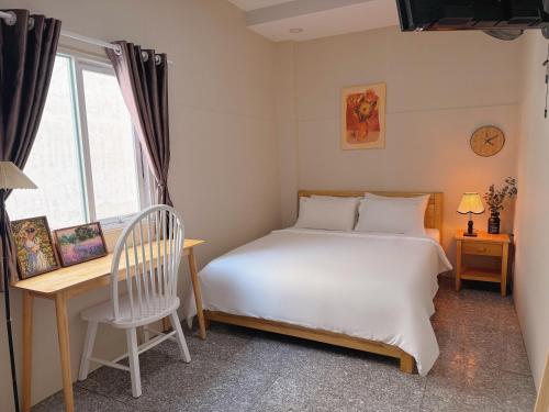 Linh Ngoc Chau Hotel in Биньтан Linh Ngoc Chau Hotel in Биньтан