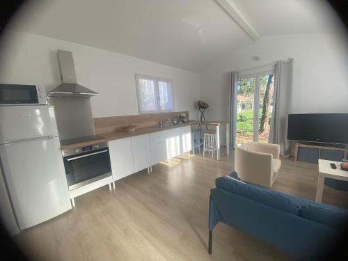 40 m2 wooden house with private garden in La Judee 40 m2 wooden house with private garden in La Judee