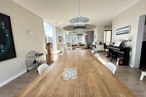 Modern family friendly house in Seltjarnarnes - Birta Rentals in เซลต์ยาร์นาร์เนส Modern family friendly house in Seltjarnarnes - Birta Rentals in เซลต์ยาร์นาร์เนส