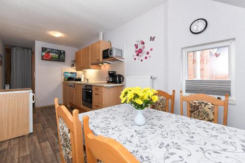 Konyha, Ferienwohnung Nordmoor in Neuschoo Konyha, Ferienwohnung Nordmoor in Neuschoo