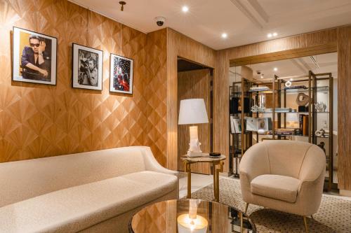 Lobby, Hotel Madison near Saint Germain des Pres Quarter Lobby, Hotel Madison near Saint Germain des Pres Quarter