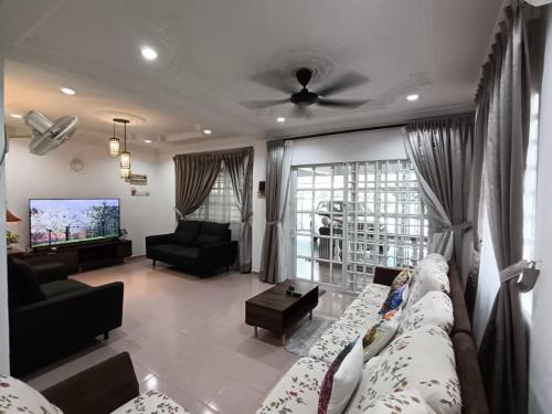 Grey Fantasy Homes #Sunway Water Theme Park Ipoh near Elightened Heart Buddhist Grey Fantasy Homes #Sunway Water Theme Park Ipoh near Elightened Heart Buddhist