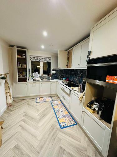 مطبخ, Cosy and beautiful home Vegetarians only in باليناسلو مطبخ, Cosy and beautiful home Vegetarians only in باليناسلو