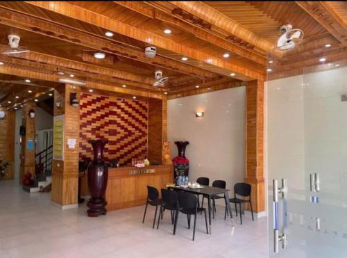 Minh Khang Hotel Cửa Lò in Cua Lo Beach Minh Khang Hotel Cửa Lò in Cua Lo Beach