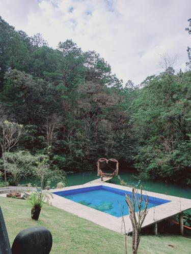Samantha Hotel Campestre in 산타 크루스 베라파스 Samantha Hotel Campestre in 산타 크루스 베라파스