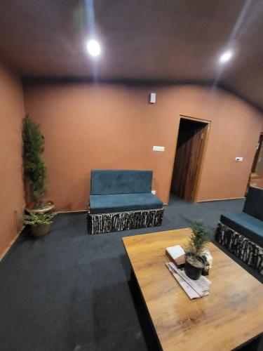Naggar Studio - Art & Farm Lodge in Larankelo Naggar Studio - Art & Farm Lodge in Larankelo