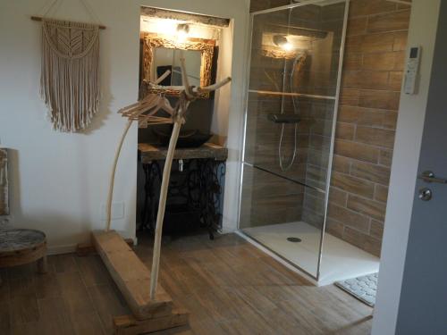 Chambre d hôtes Atelier de Jean Paul (Chambre d hotes Atelier de Jean Paul) in Prades Chambre d hôtes Atelier de Jean Paul (Chambre d hotes Atelier de Jean Paul) in Prades