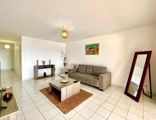 Mayani in Baie-Mahault Mayani in Baie-Mahault