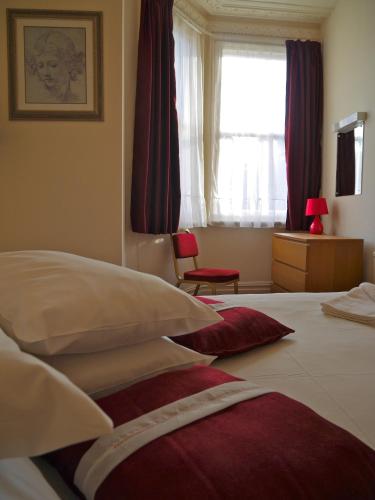 This photo about Five Kings Hotel shared on HyHotel.com