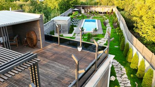 Garden, Garden Hills in Garni Garden, Garden Hills in Garni