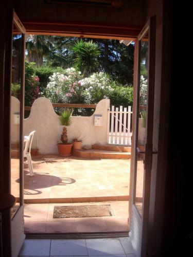Villeneuve Loubet Studio 4 p rez de jardin a 5 mn de la mer in Maure Villeneuve Loubet Studio 4 p rez de jardin a 5 mn de la mer in Maure