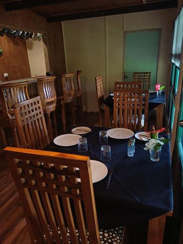 Facilities, Mahina Lodge in Neiafu Facilities, Mahina Lodge in Neiafu