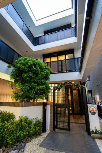Exterior view, raikoエレベーター付き大人数向け一棟貸切宿 in Kiyosu Exterior view, raikoエレベーター付き大人数向け一棟貸切宿 in Kiyosu