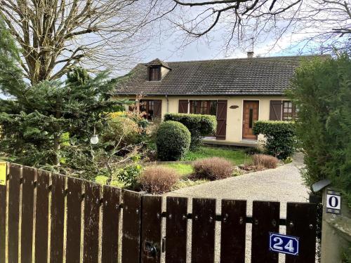 Masion de la paix et nature in Chennebrun Masion de la paix et nature in Chennebrun