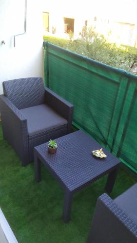 Exterior view, Appartement tout equipe 6 a 8 couchages avec terrasse et parking in La Rose Exterior view, Appartement tout equipe 6 a 8 couchages avec terrasse et parking in La Rose