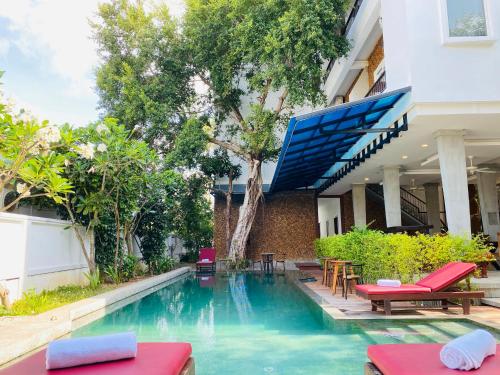 Swimming pool, Phkachan Kep Boutique in Kep Swimming pool, Phkachan Kep Boutique in Kep