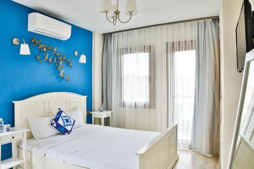 Cunda Eren Otel in Ali Cetinkaya Cunda Eren Otel in Ali Cetinkaya
