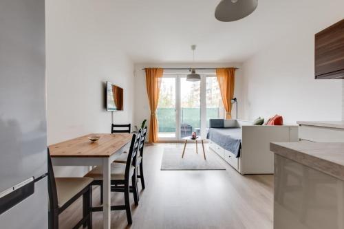 Brand-new, equipped studio near the metro in Zličín Brand-new, equipped studio near the metro in Zličín
