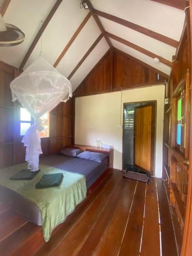 Seree Bungalows & Chill Bar in Koh Chang Tai Seree Bungalows & Chill Bar in Koh Chang Tai