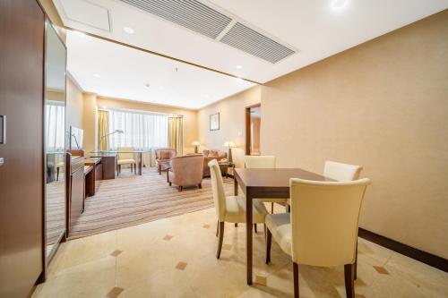 Zhongshan International Hotel in Csungcsan Zhongshan International Hotel in Csungcsan