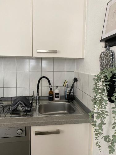 Zentrale Wohnung für bis zu 5 Gäste in Hockenheim (Zentrale Wohnung fur bis zu 5 Gaste in Hockenheim) in ฮอคเคนไฮม์ Zentrale Wohnung für bis zu 5 Gäste in Hockenheim (Zentrale Wohnung fur bis zu 5 Gaste in Hockenheim) in ฮอคเคนไฮม์