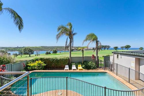 Swimming pool, Beachside Seaview House with private Pool in Little Bay Swimming pool, Beachside Seaview House with private Pool in Little Bay
