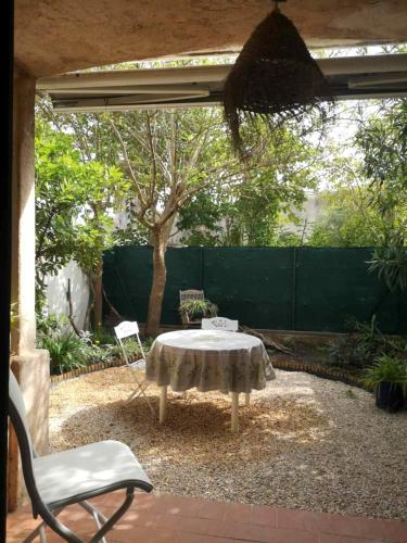 Grand studio avec jardin a Saint-Aygulf in Frejus Grand studio avec jardin a Saint-Aygulf in Frejus