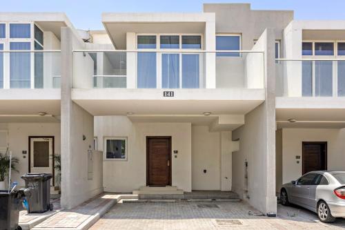 Exterior view, Tranquil 3BR Villa with Malibu Beach Access in Damac Hills 2 Exterior view, Tranquil 3BR Villa with Malibu Beach Access in Damac Hills 2
