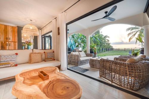 Beachfront2 bed 2 bathPortreroFlamigo-Marina in พอเทรโร่ Beachfront2 bed 2 bathPortreroFlamigo-Marina in พอเทรโร่